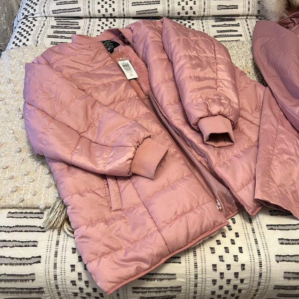 π·οΈ NWT - 1X | Torrid | Nylon 3-in-1 Parka Puffer | Foxglove - Picture 3 of 15